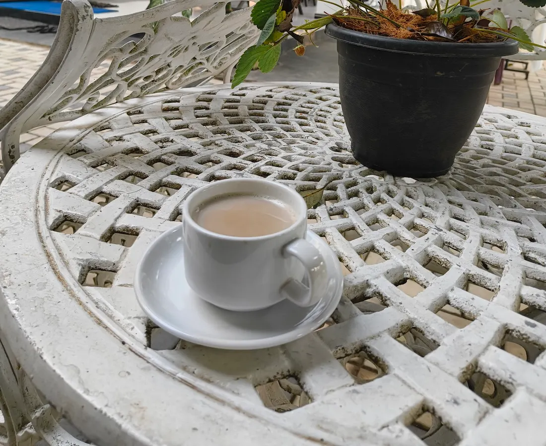 Traditional Sri Lankan food experience in Galaha